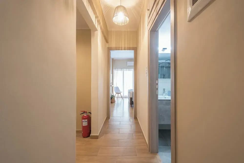 Stylish City Apartment by Cloudkeys - photo 12