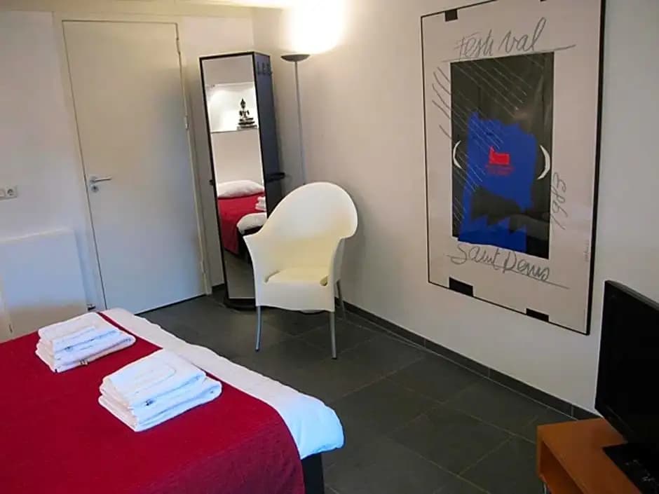 Amsterdam Canal Guest Apartment - photo 2