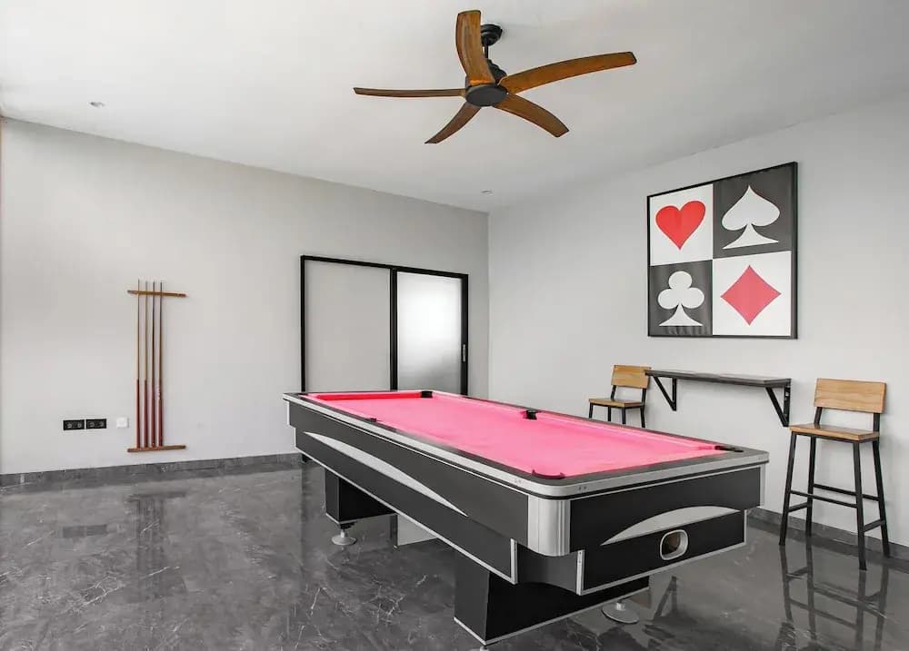 Villa MJ Modern 4BR with Pool & Rooftop - photo 32