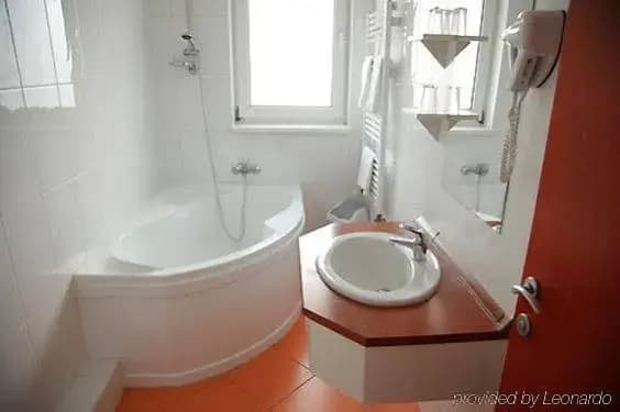 Szonyi Garden Hotel Pest - photo 8
