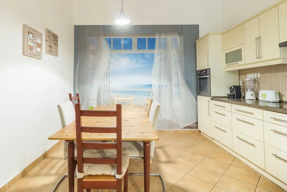 Bessara Apartment - photo 14