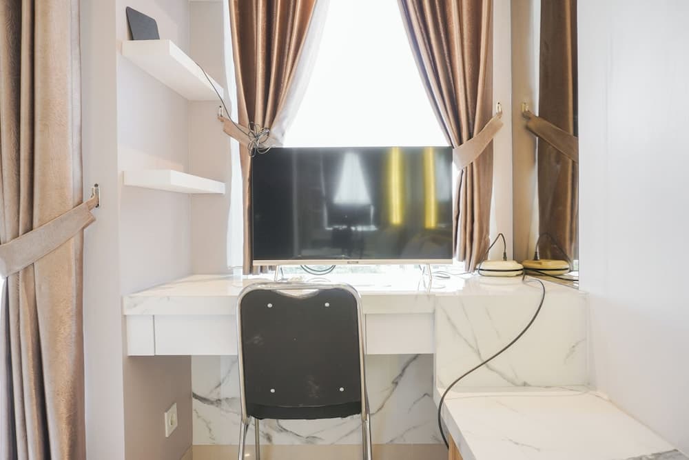 Nice And Comfy Studio At Citra Living Apartment - photo 5