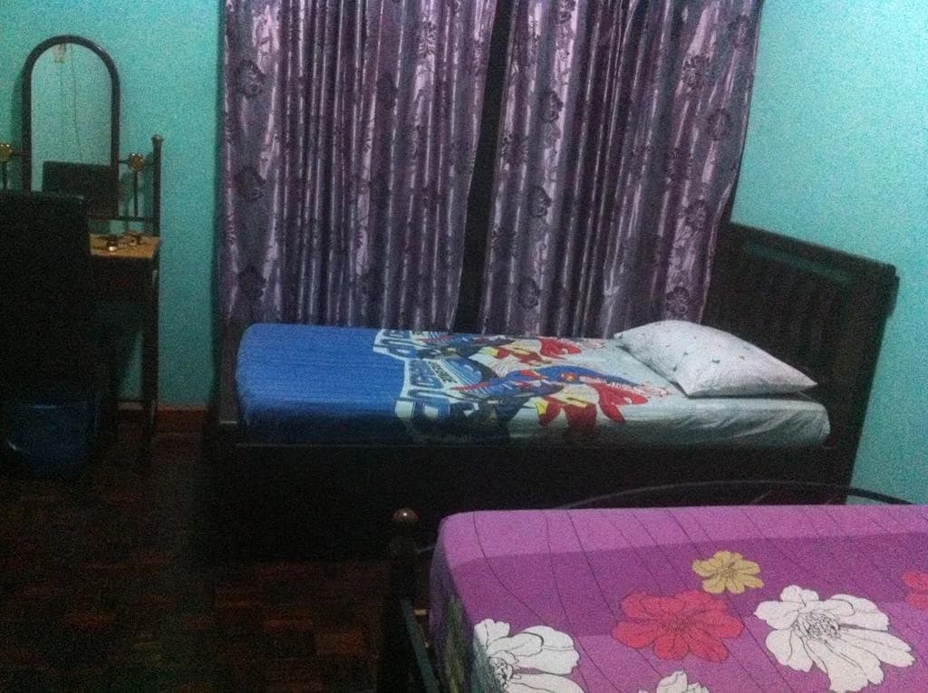 Ewans Guesthouse - photo 1