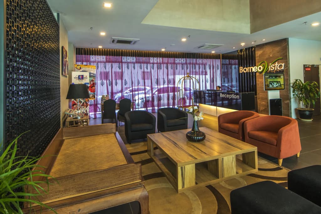 Borneo Vista Suites Hotel - photo 2