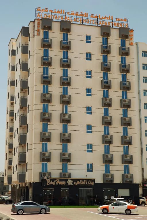 Al Dhiyafa Palace Hotel Apartments - main photo