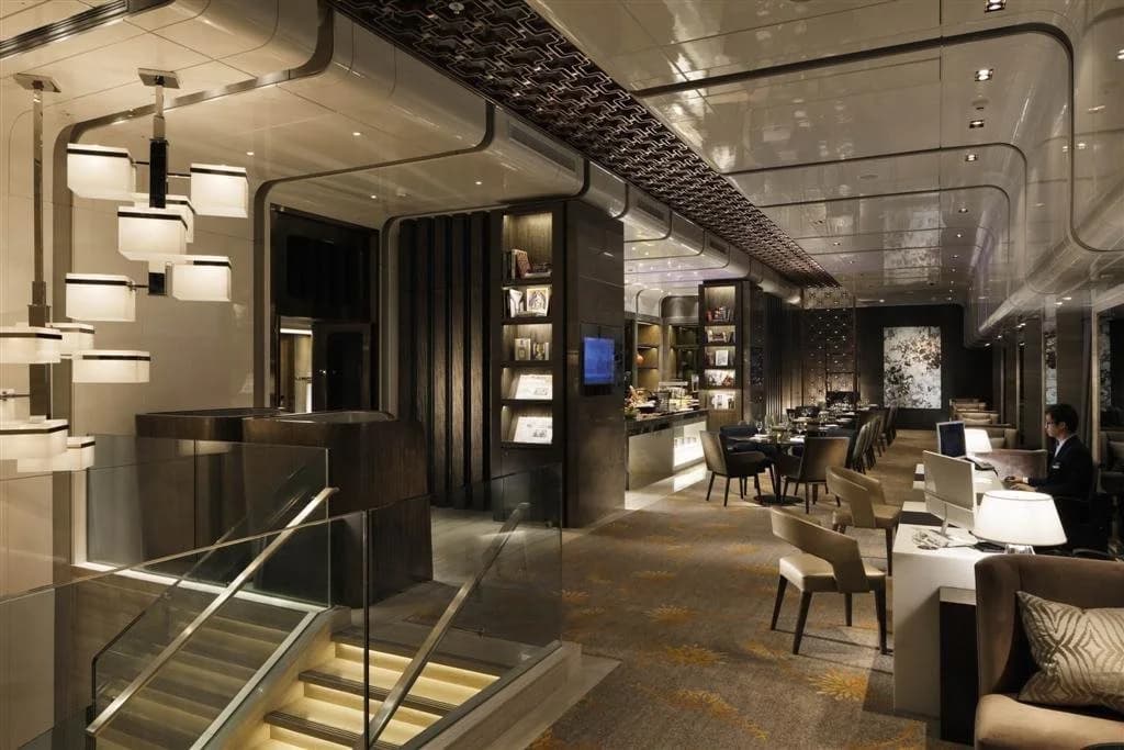Royal Plaza Hotel - photo 17