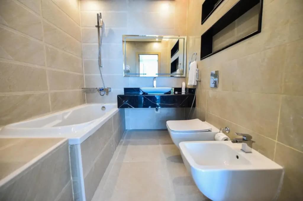 Waterfront Hotel and Apartment - photo 27