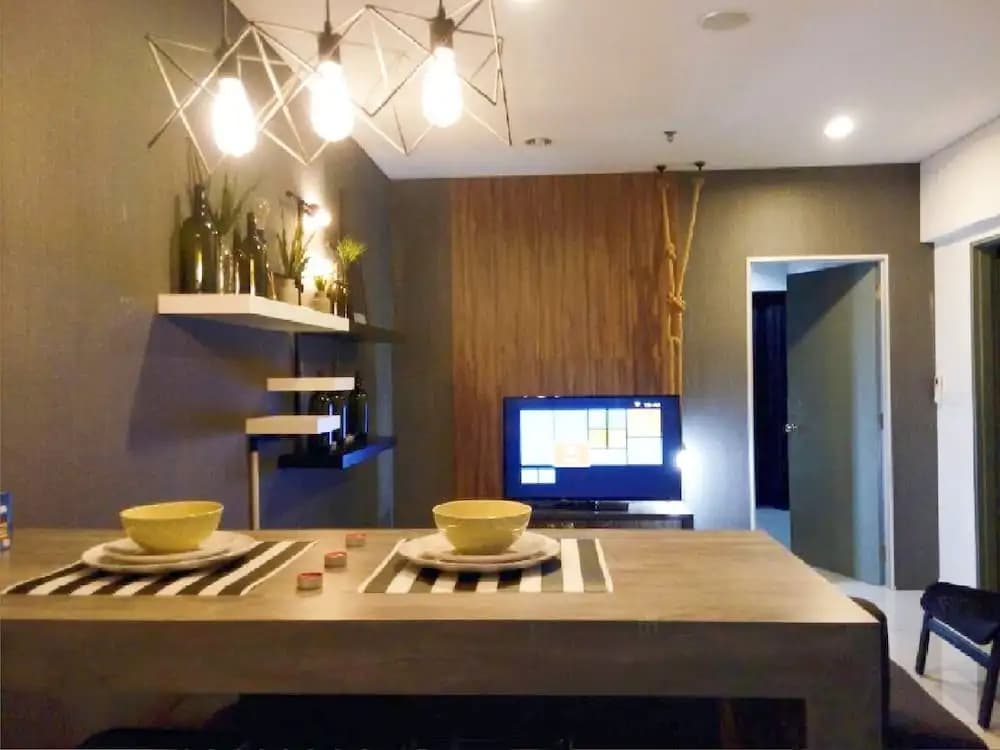 Summer Suites Vacation Home - photo 16