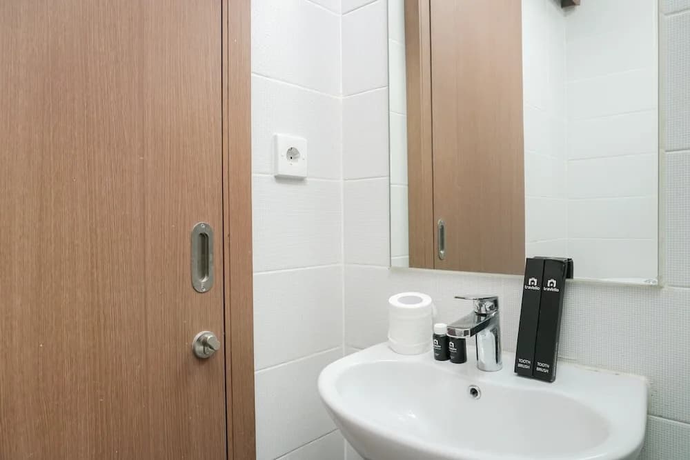 Pool View Studio Apartment at Puri Orchard - photo 7