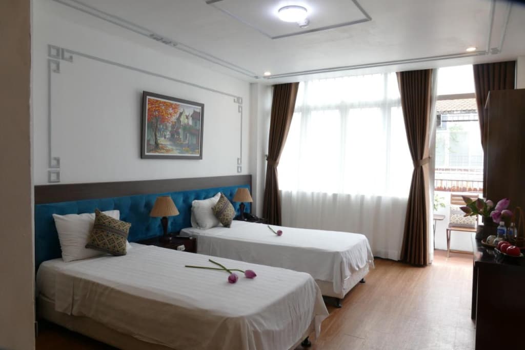 Rising Dragon Estate Hotel - photo 17