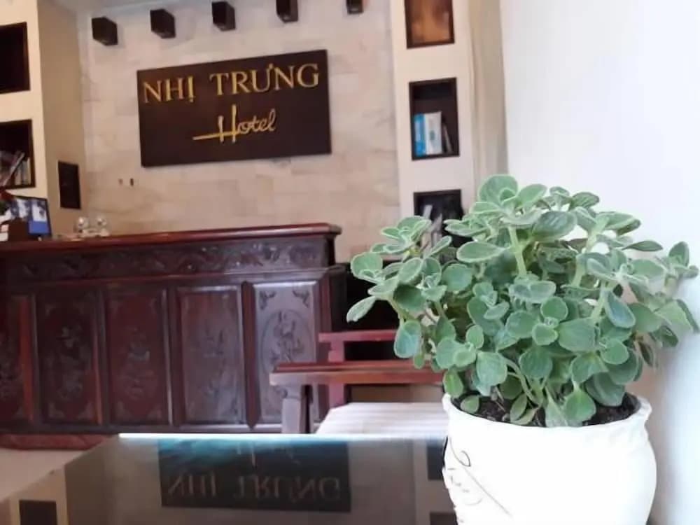 Nhi Trung Hotel - photo 2