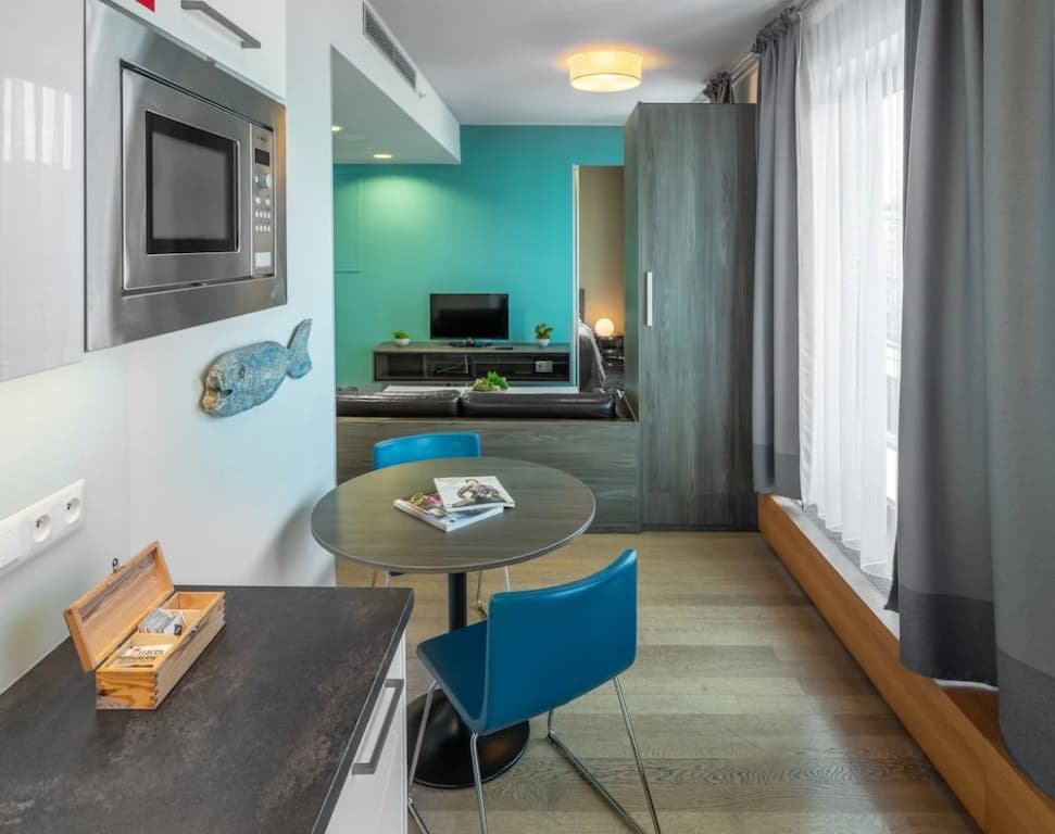 VN3 Terraces Suites by Adrez Living - photo 3