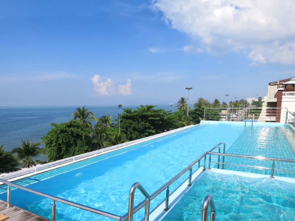 Jomtien Hisotel - photo 16