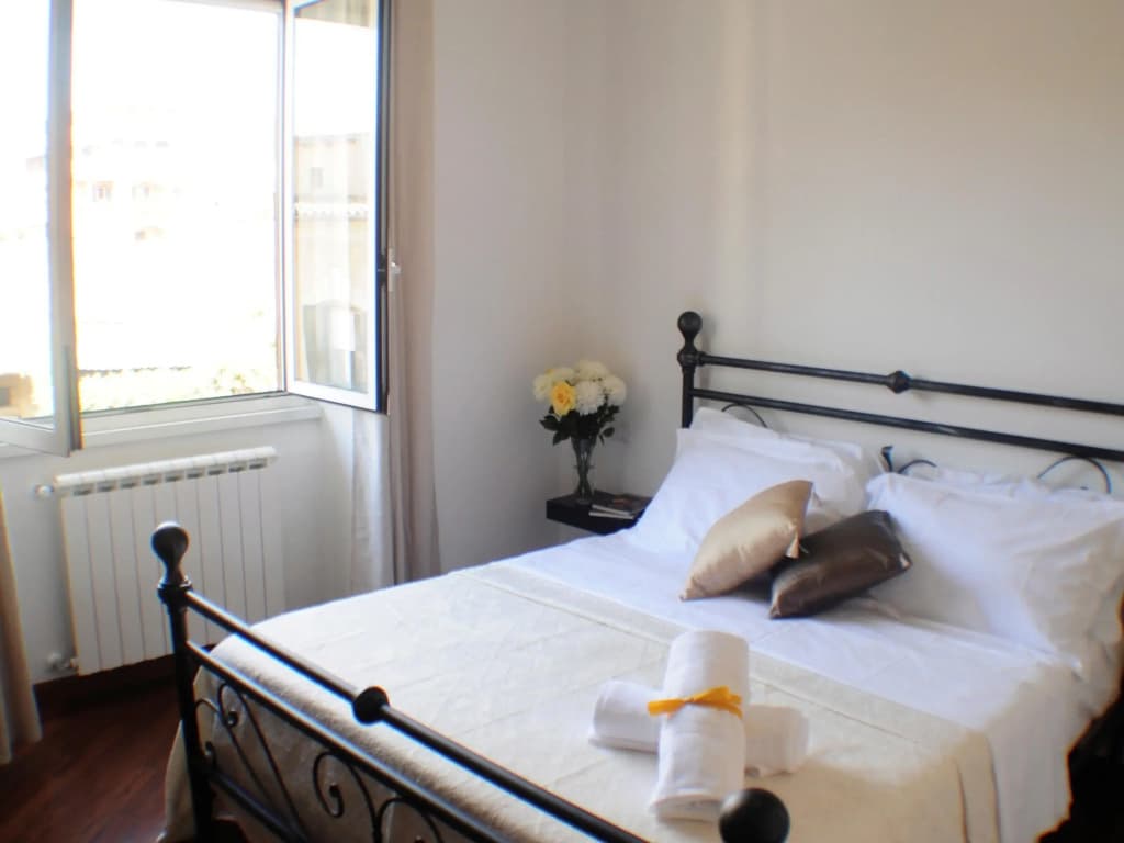 Little Rhome Suites - photo 2