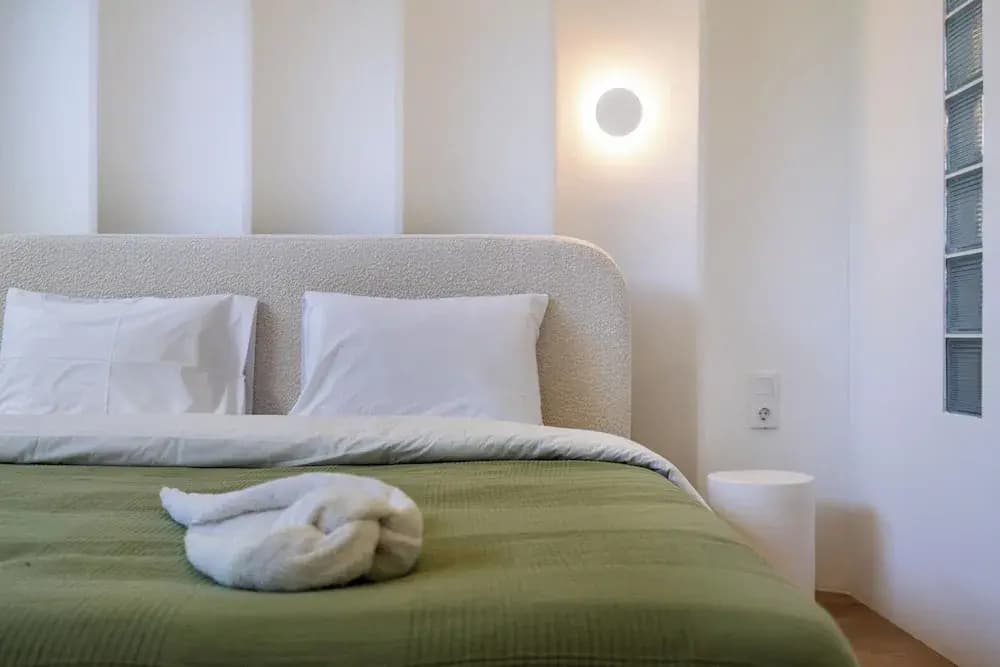 Dreamland Villa with Pool 3 min to Beach - photo 5