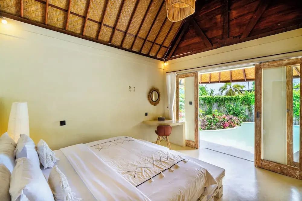 Villa Laguna by Pertama Stay - photo 4