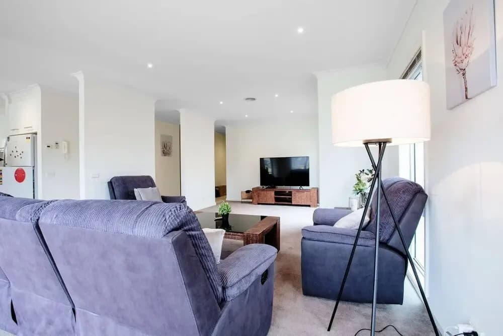 Superb Luxe 5BR House@point Cook Near Lake - photo 7