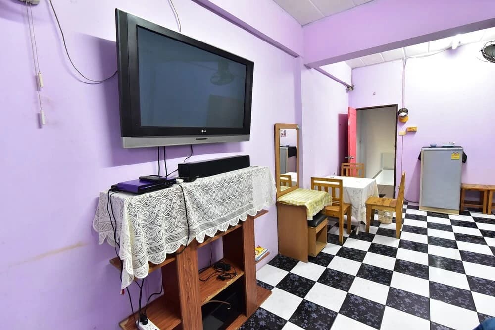 Javan Guesthouse - photo 4