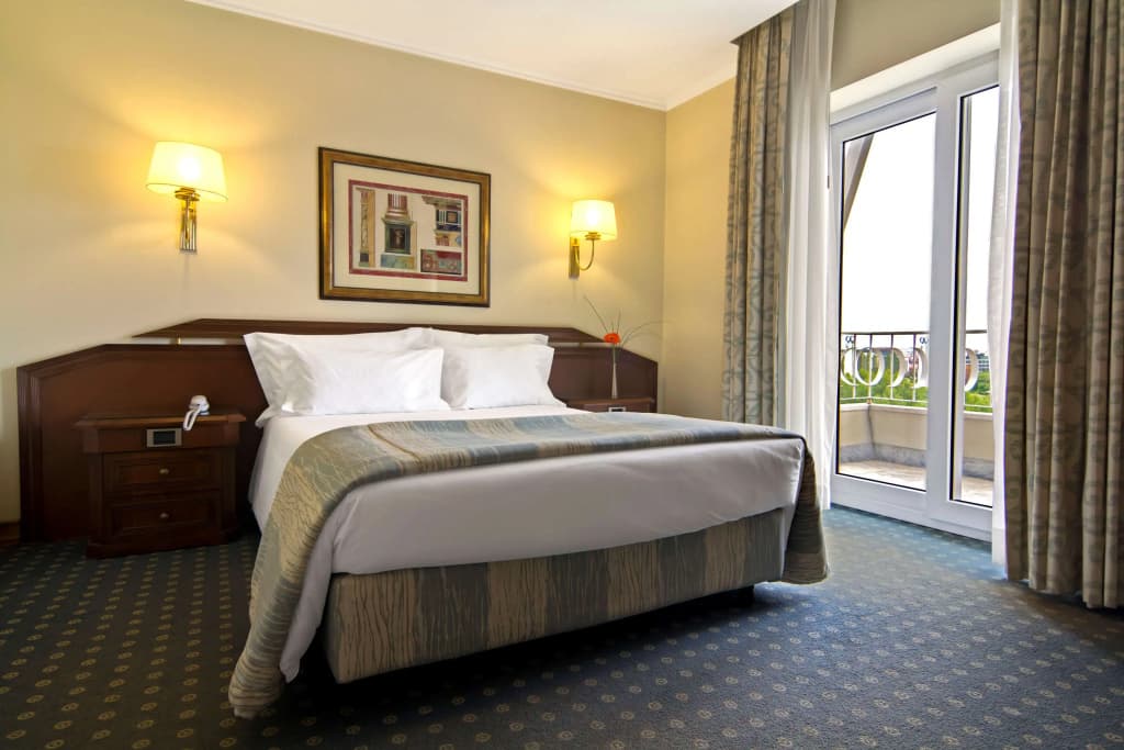 SANA Rex Hotel - photo 4