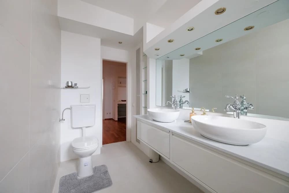 Opera City Center Apartments - photo 10
