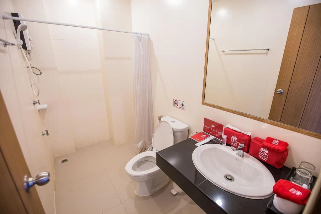 ZEN Rooms Don Chan - photo 39