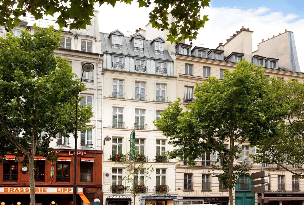 Hotel Au Manoir Saint-Germain - photo 1