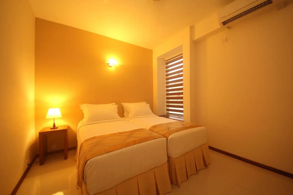 Unique Towers Luxury Boutique Suites - photo 34