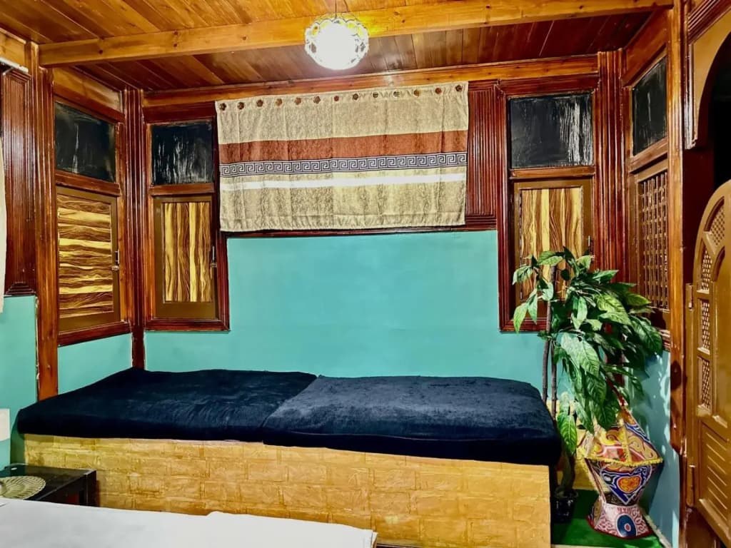 Elegant studio with private entrance with full services - photo 1