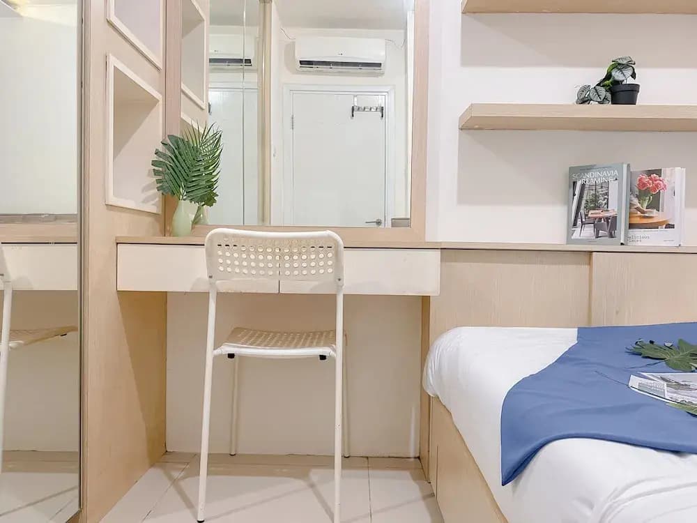 Good Deal and Comfy 2BR Apartment Green Pramuka City - photo 3