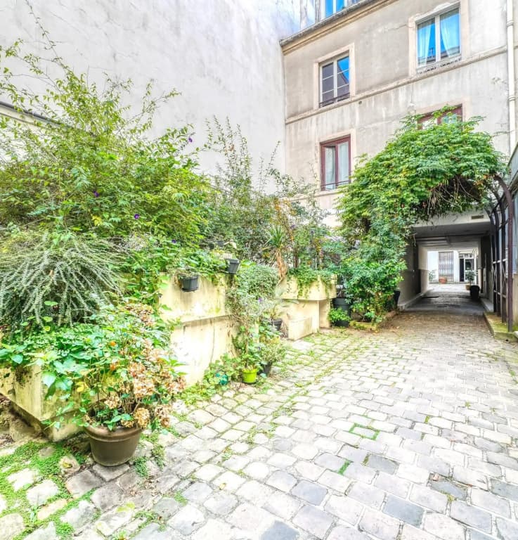1614 B - PERLE RARE à deux pas du bon marché - photo 2