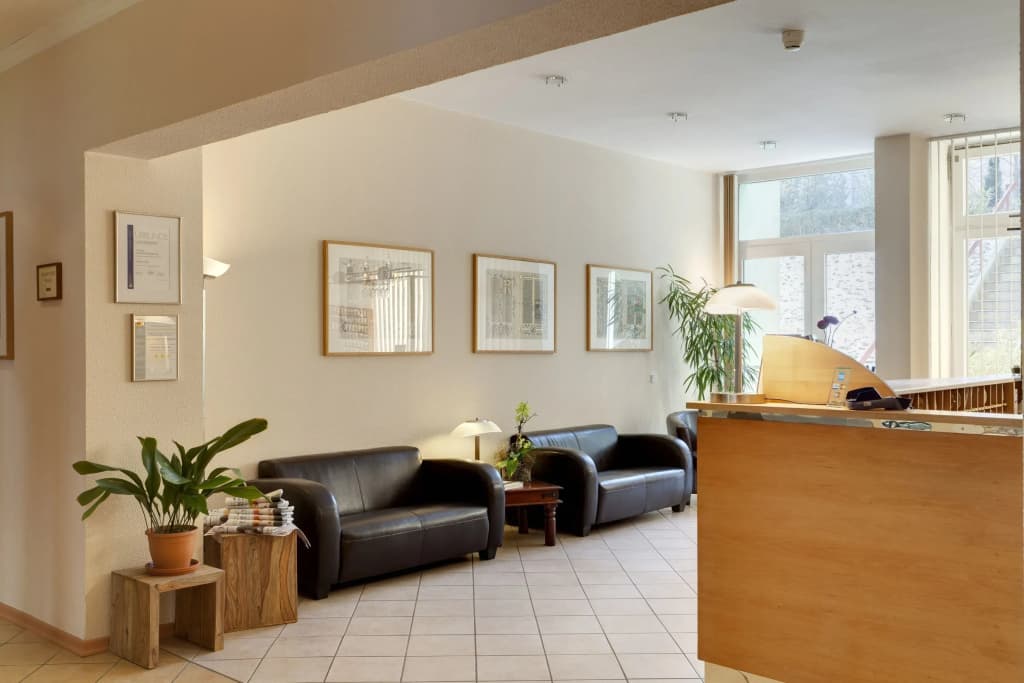 Hotel Carolinenhof - photo 2
