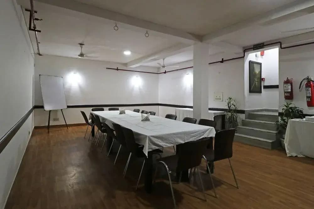 OYO 2227 Hotel Chalet - photo 11