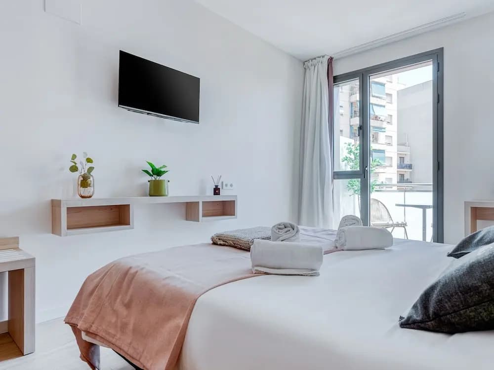 Limehome Barcelona Carrer de Besalú 82 - photo 3