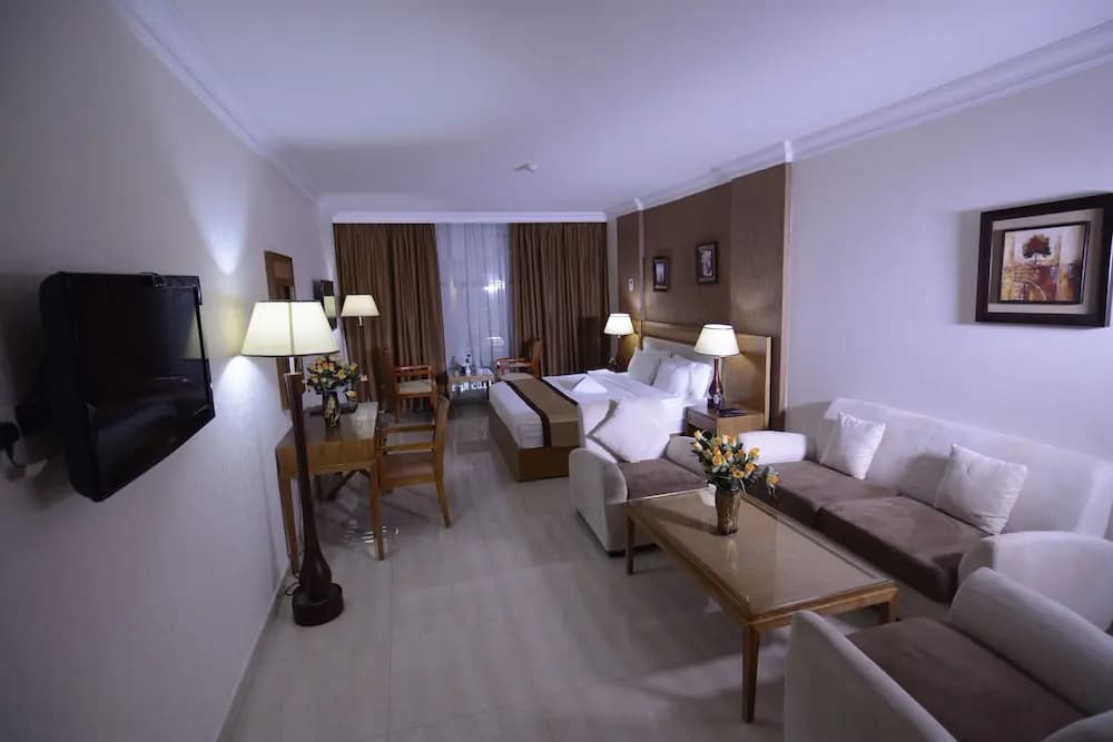 City Center Hotel - photo 4