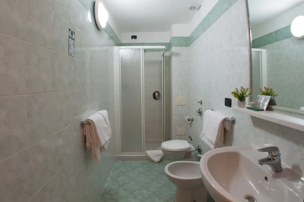 The Best Hotel - photo 9