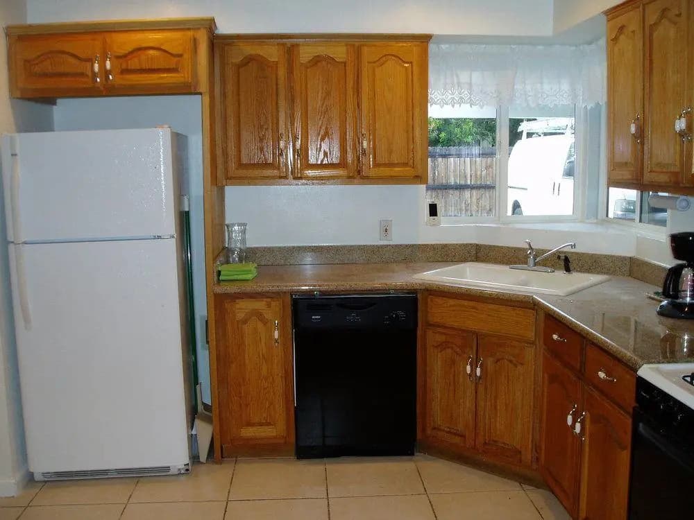 Comfy 3 Bedroom Home - photo 21