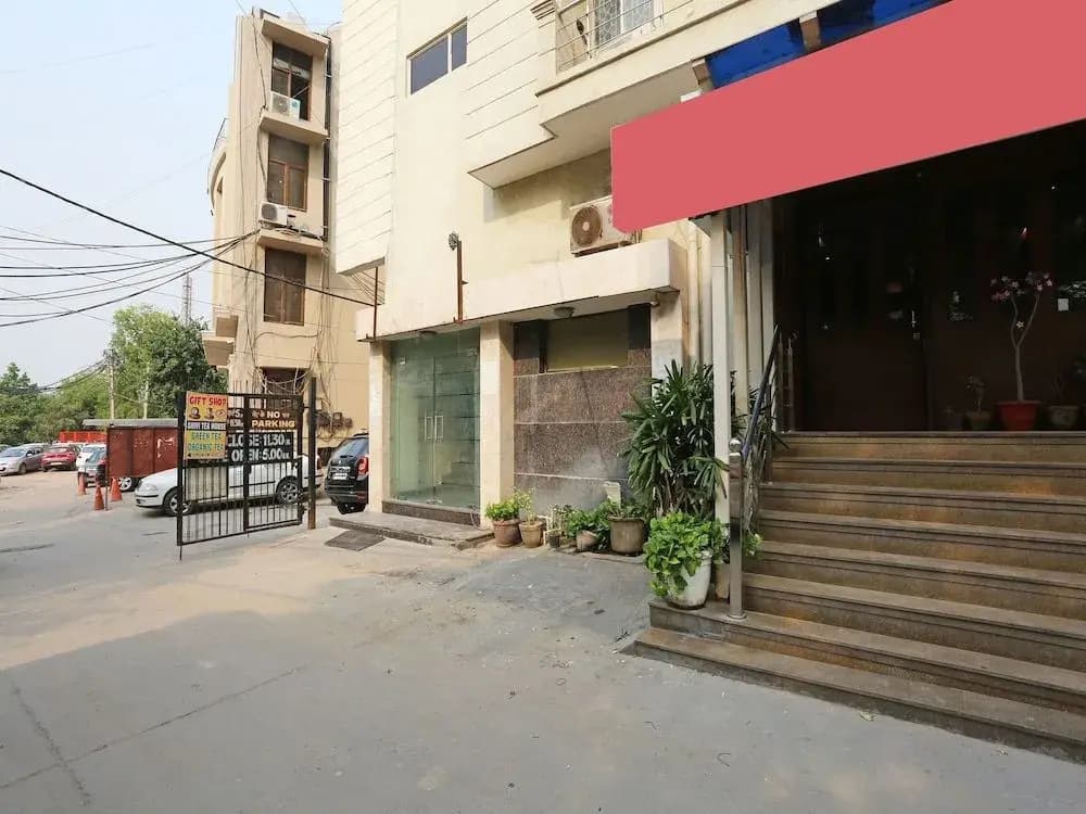 OYO 14346 Kehar Palace - photo 1