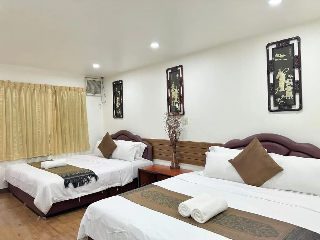 Longzhu Guesthouse - photo 32