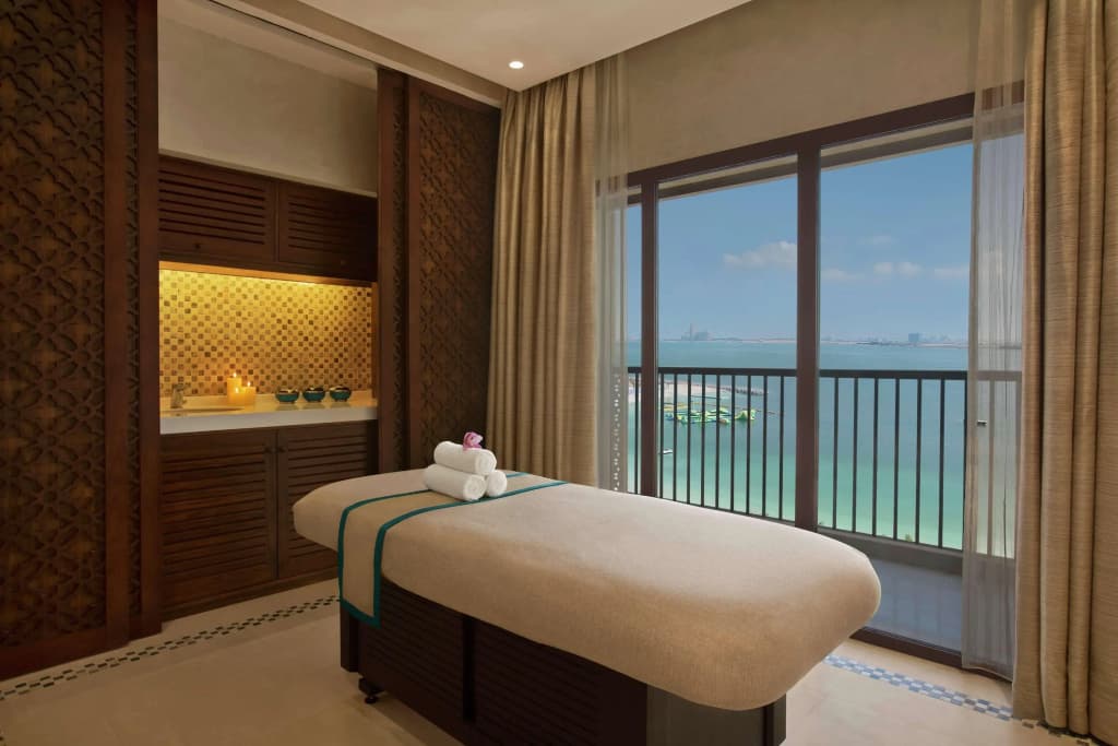 DoubleTree by Hilton Resort & Spa Marjan Island - photo 17
