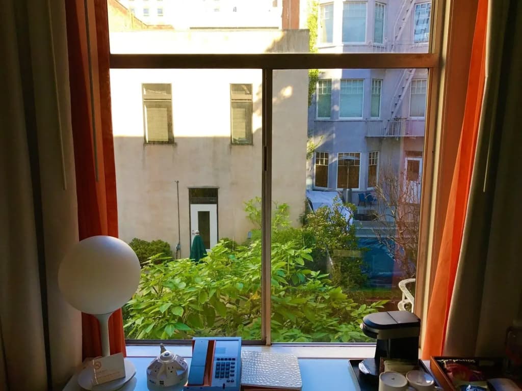 Hotel Julian - photo 8