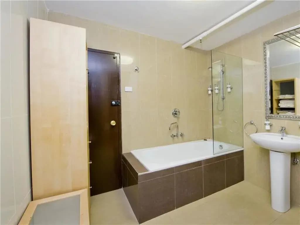 Bondi Serviced Apartments - photo 7
