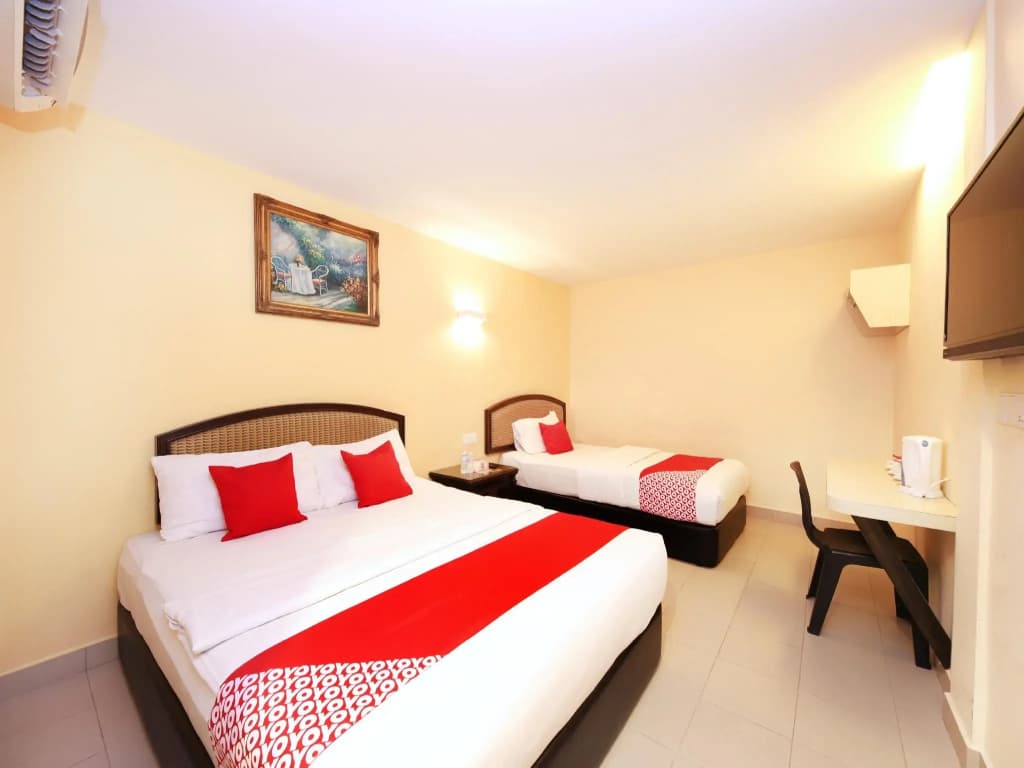 OYO 635 Seven Days Hotel - photo 7