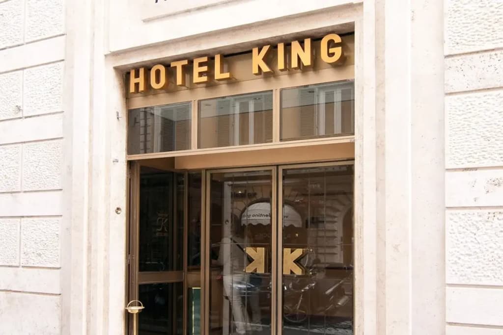 Hotel King - main photo