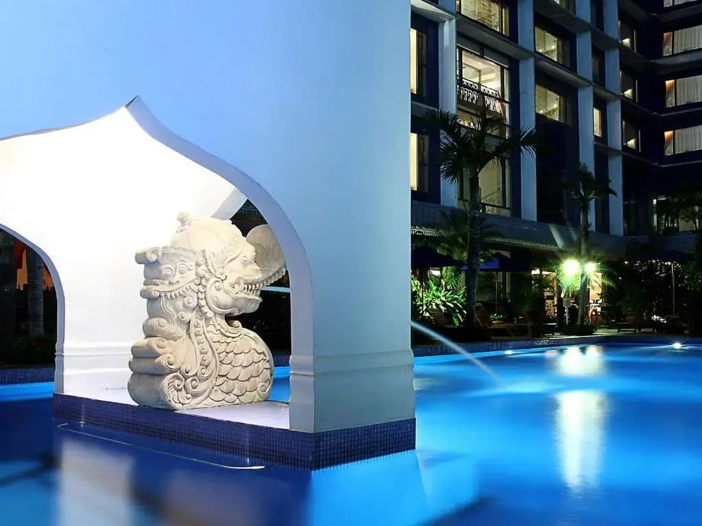 Le Meridien Jakarta - photo 20