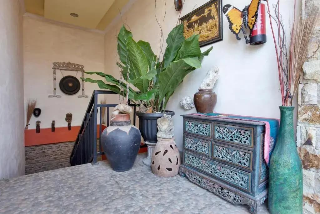 OYO 401 The Frog Homestay Sanur - photo 2
