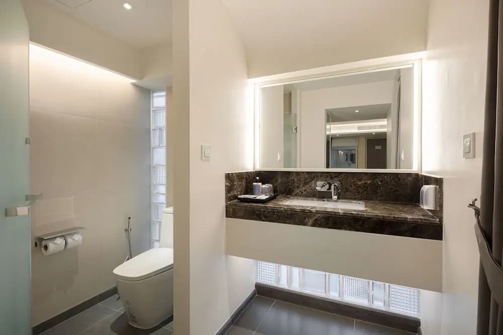 YANH Ratchawat Hotel - photo 10
