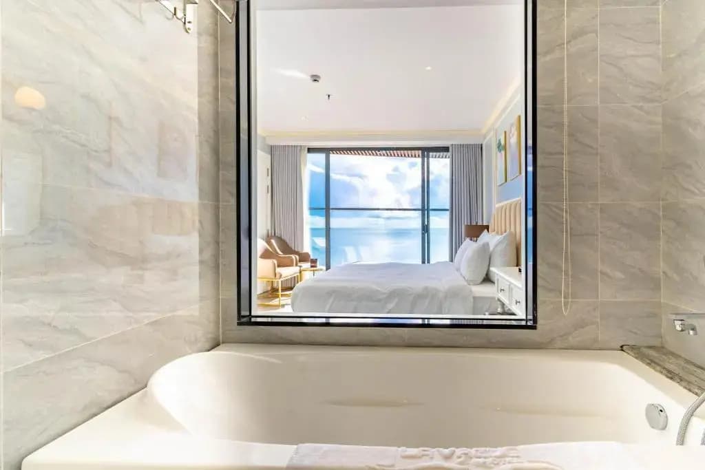 La Vague Hotel - photo 3