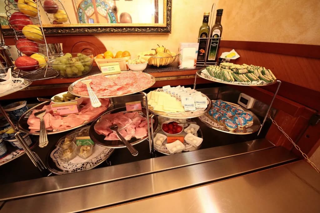 Hotel Star - photo 13