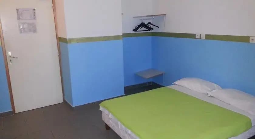 Hostel Harold's Backpackers - photo 4