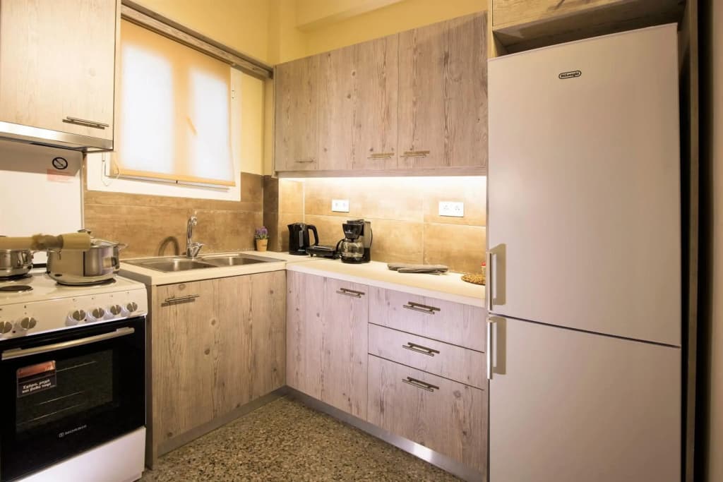 Lycabettus Quiet Renovated Apartment - photo 20